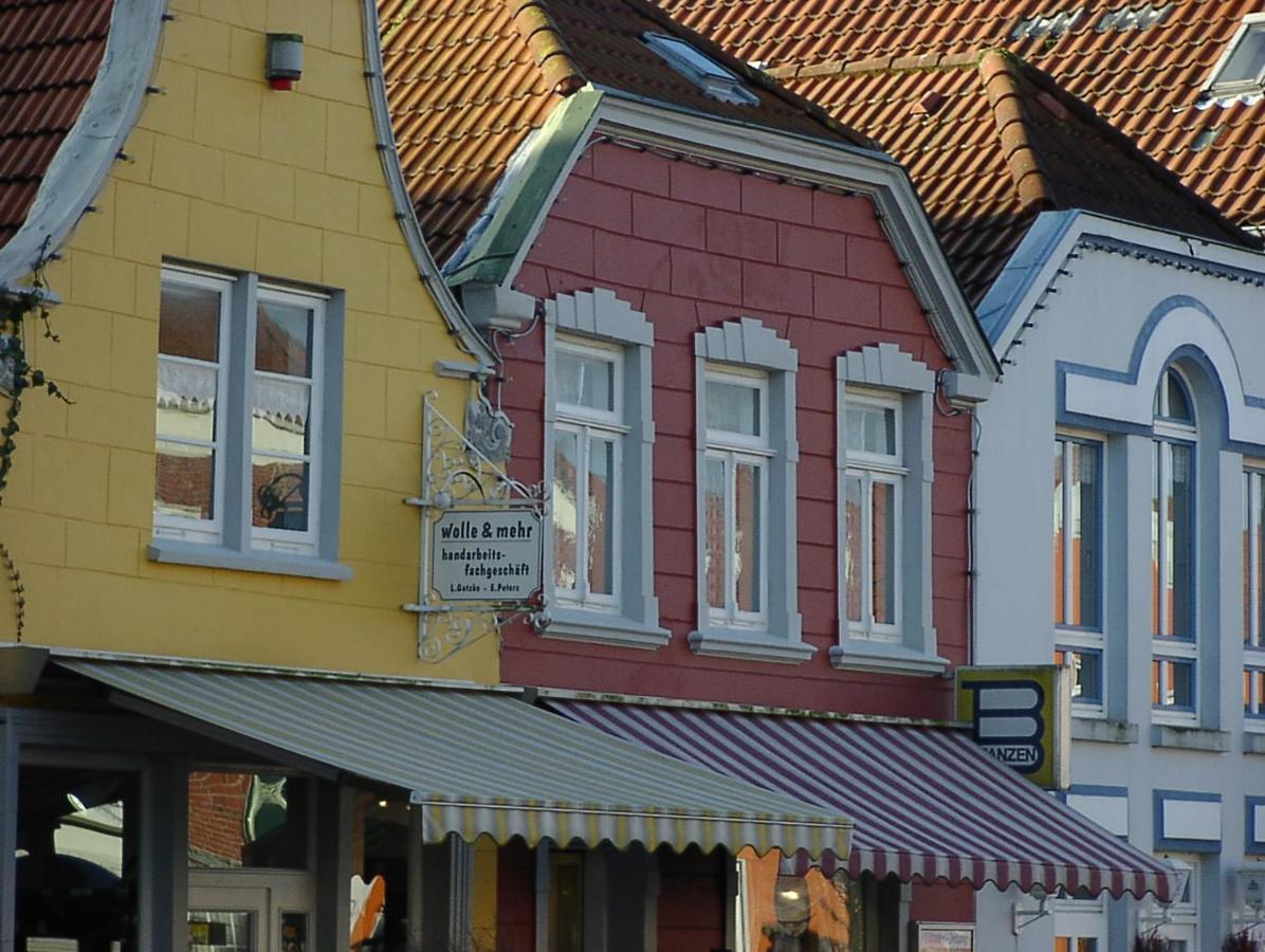 Zum Suderwall Esens Exterior photo